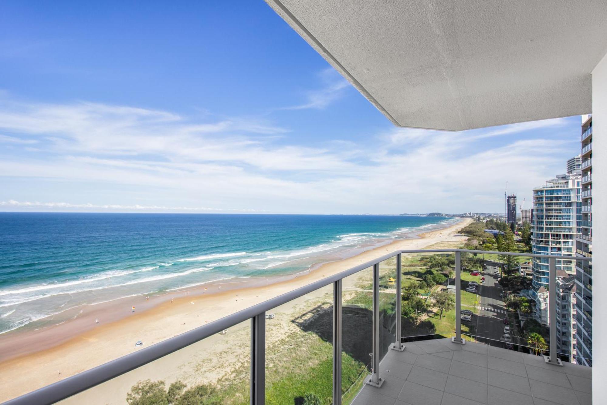 Boulevard Towers On Broadbeach Gold Coast Eksteriør billede