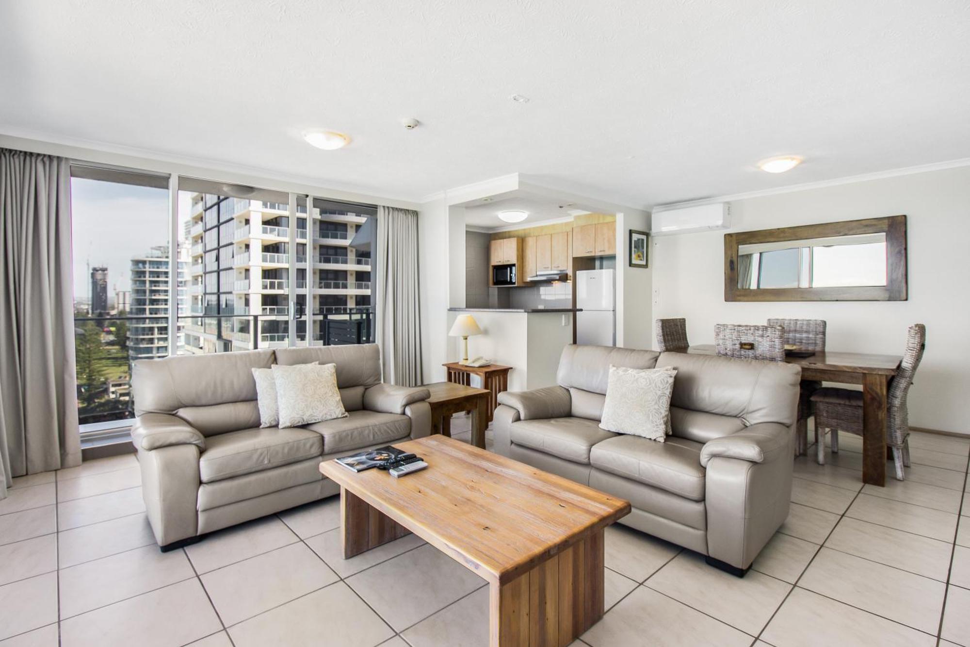 Boulevard Towers On Broadbeach Gold Coast Eksteriør billede