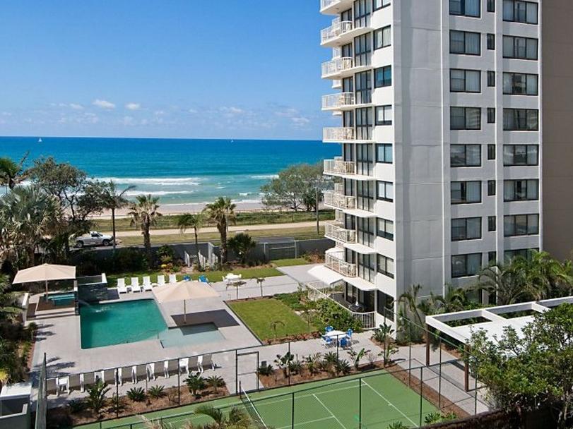 Boulevard Towers On Broadbeach Gold Coast Eksteriør billede