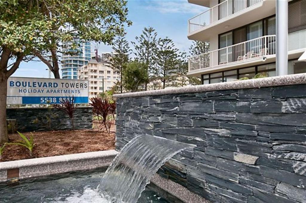 Boulevard Towers On Broadbeach Gold Coast Eksteriør billede