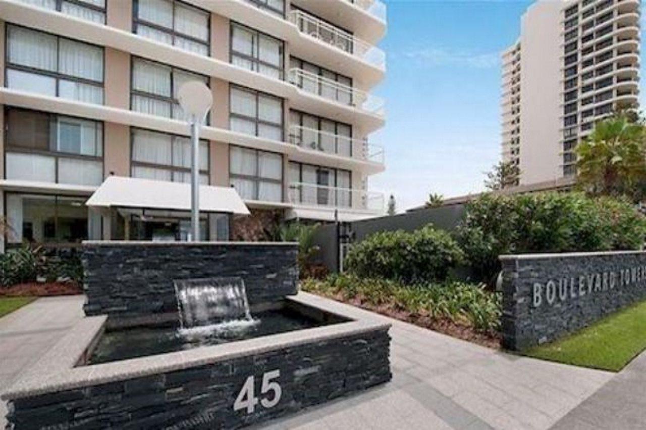 Boulevard Towers On Broadbeach Gold Coast Eksteriør billede