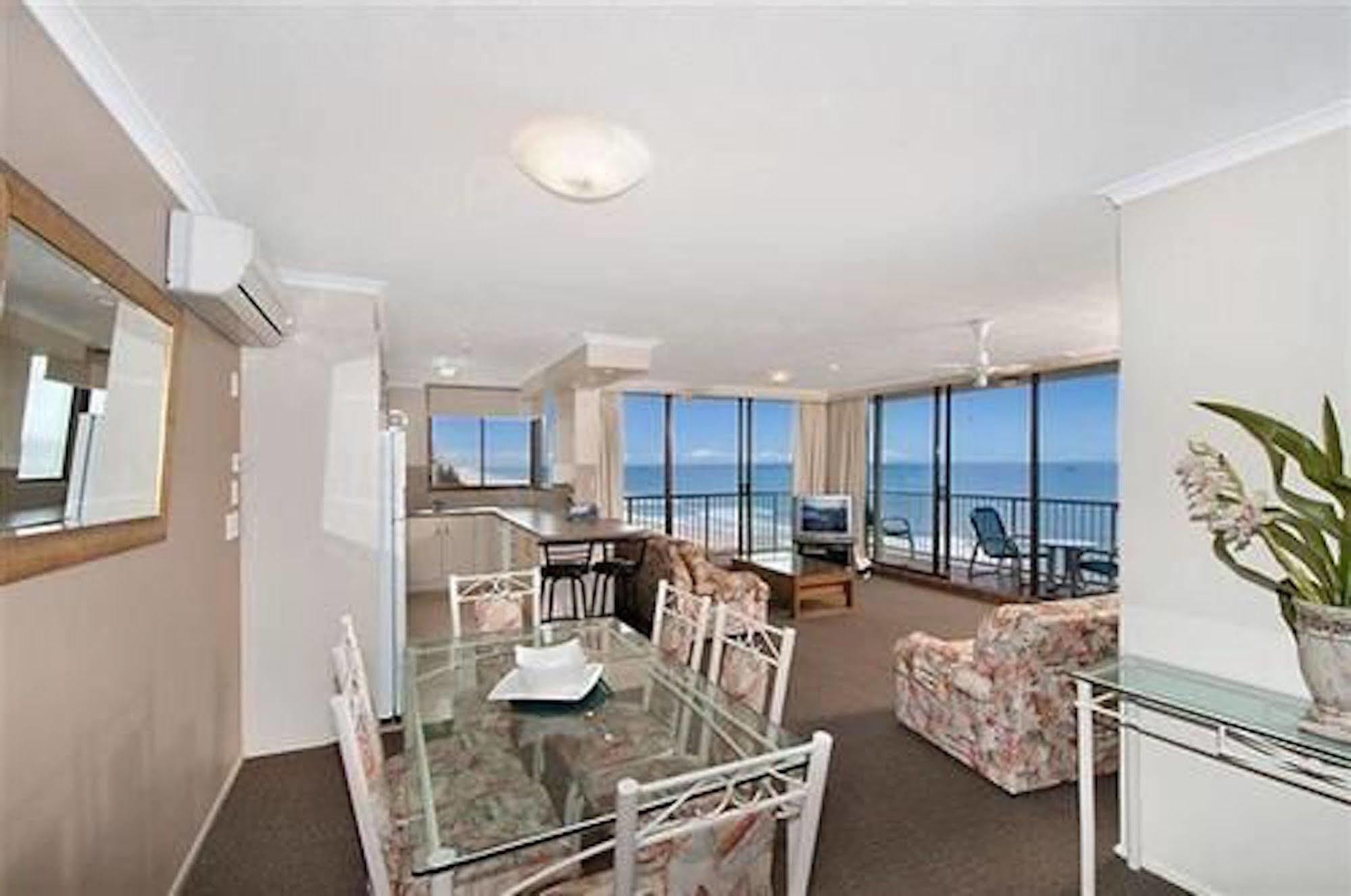 Boulevard Towers On Broadbeach Gold Coast Eksteriør billede