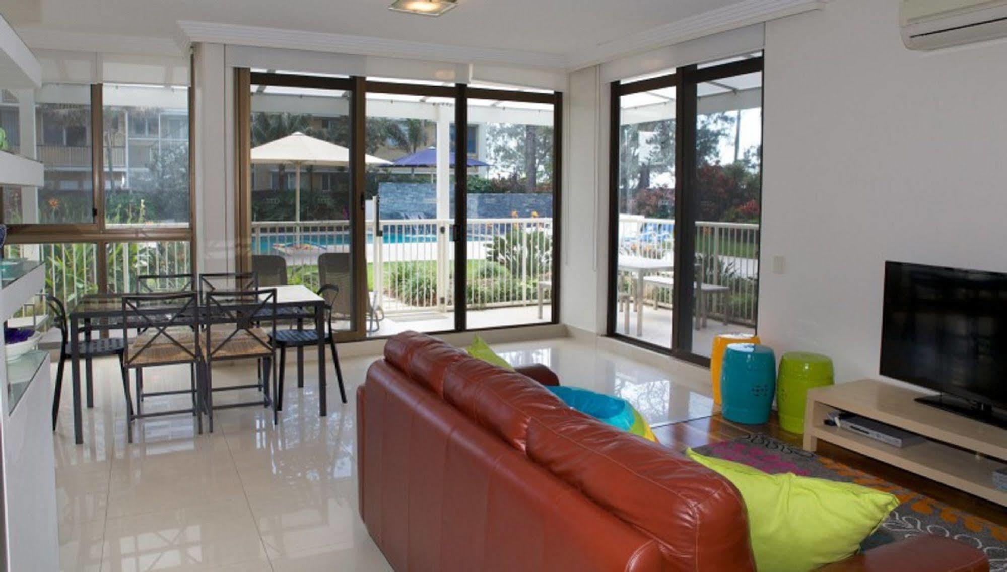 Boulevard Towers On Broadbeach Gold Coast Eksteriør billede