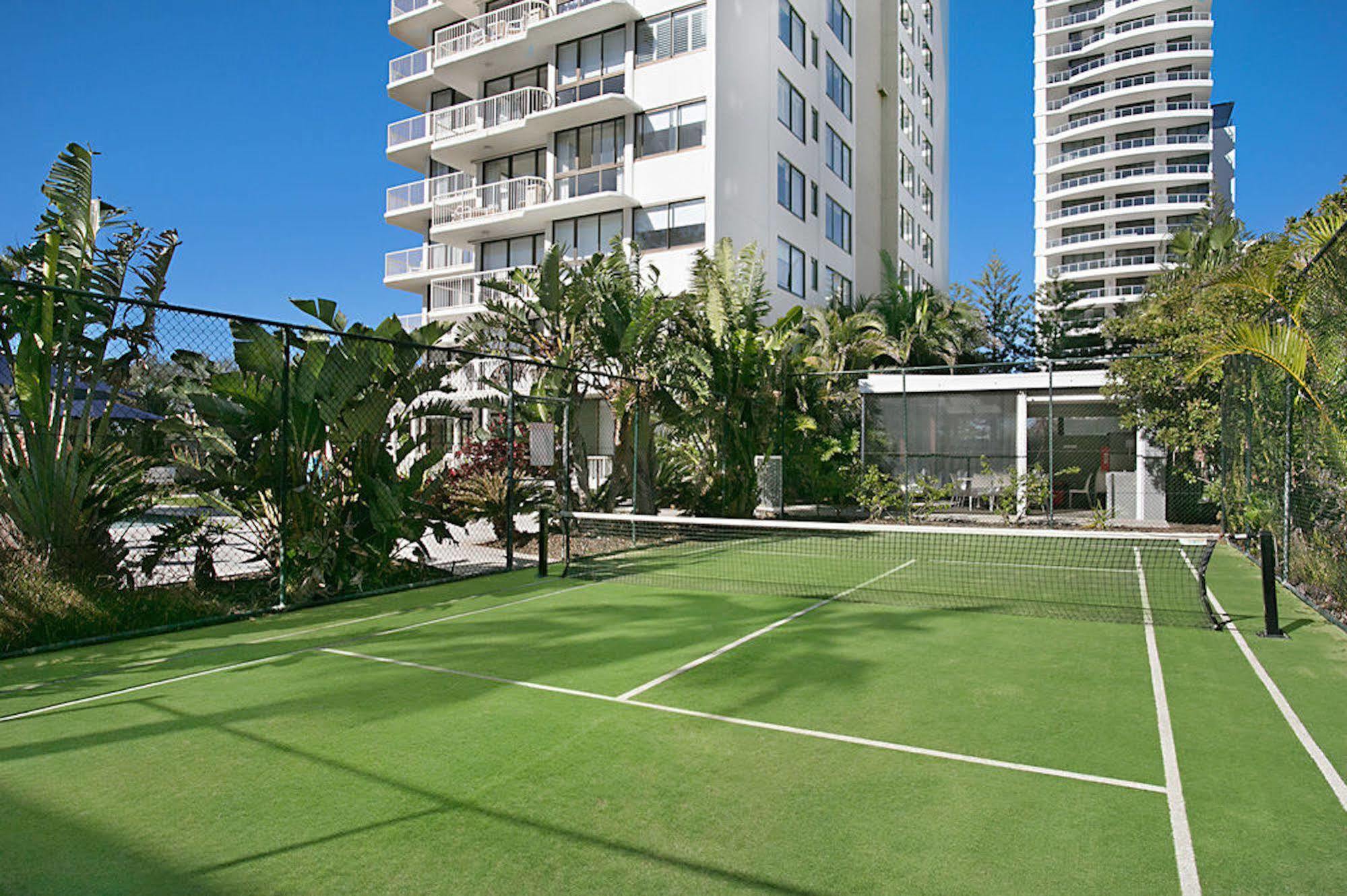 Boulevard Towers On Broadbeach Gold Coast Eksteriør billede